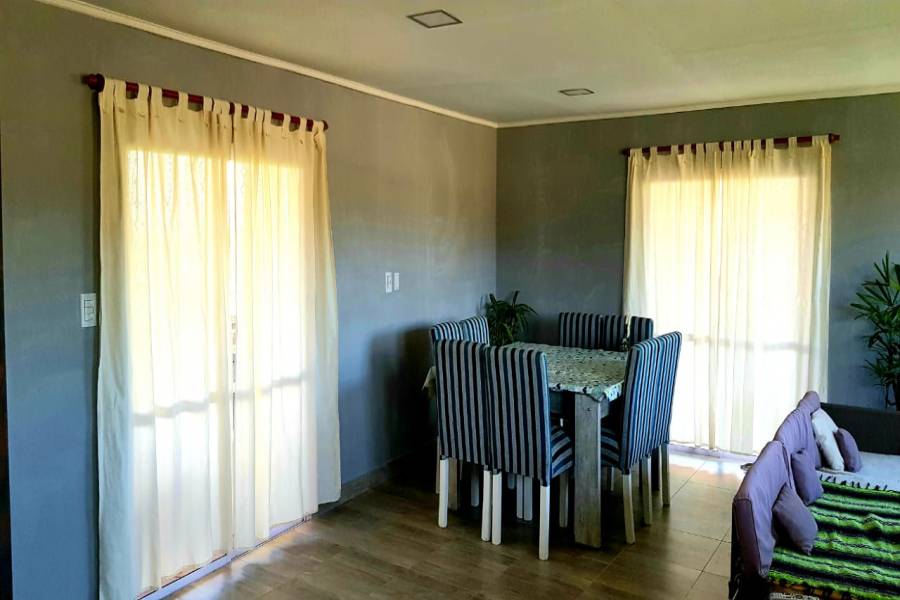 IMPERDIBLE! VER INFO..., 3 Habitaciones Habitaciones, ,3 BathroomsBathrooms,Casas,Venta,42731