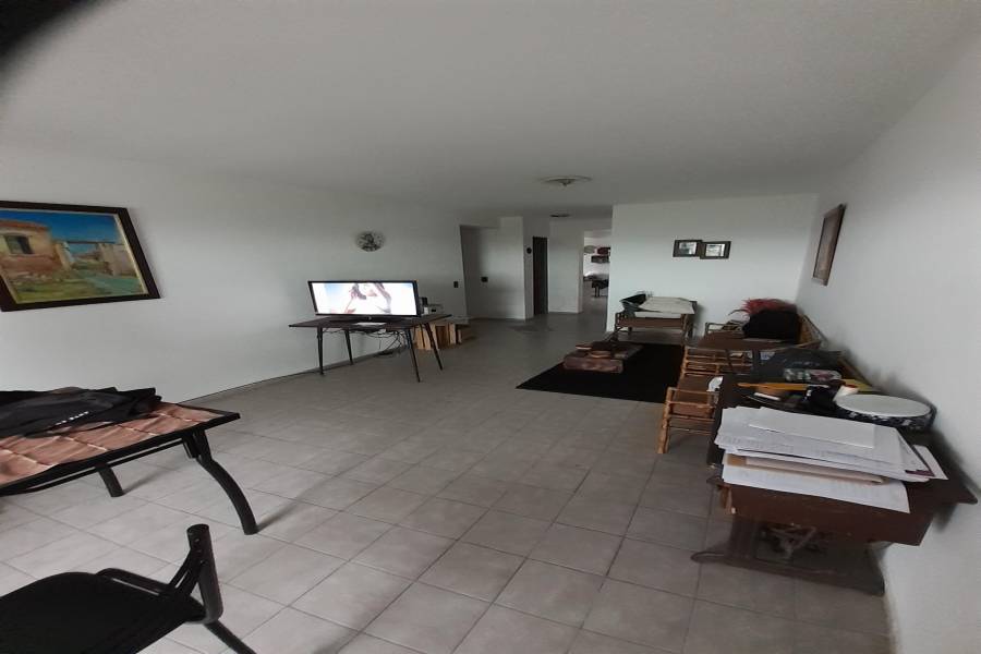 IMPERDIBLE! VER INFO..., 3 Habitaciones Habitaciones, ,7 BathroomsBathrooms,Apartamentos,Venta,42733