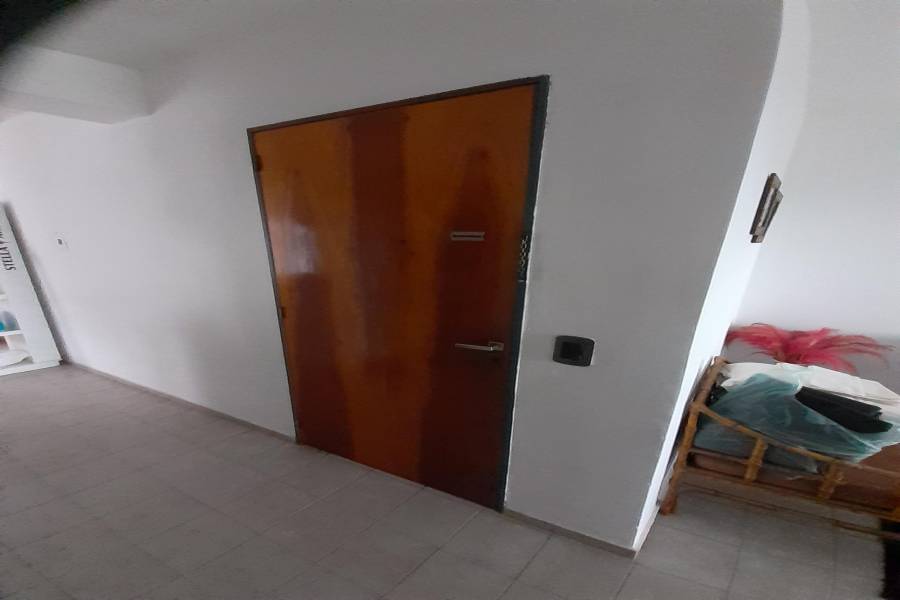 IMPERDIBLE! VER INFO..., 3 Habitaciones Habitaciones, ,7 BathroomsBathrooms,Apartamentos,Venta,42733