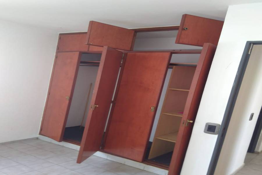 IMPERDIBLE! VER INFO..., 3 Habitaciones Habitaciones, ,7 BathroomsBathrooms,Apartamentos,Venta,42733