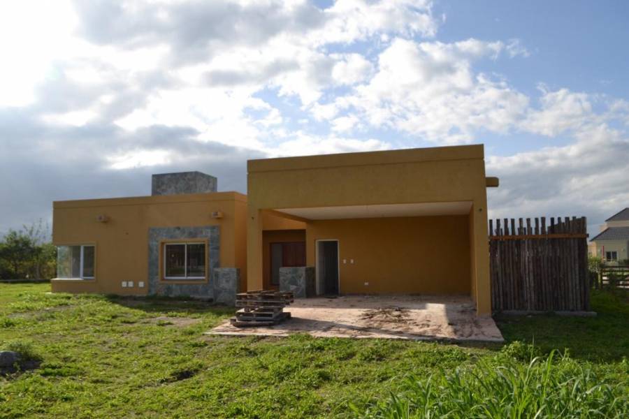 SALTA CAPITAL, Salta, Argentina, 3 Habitaciones Habitaciones, ,3 BathroomsBathrooms,Casas,Venta,42800