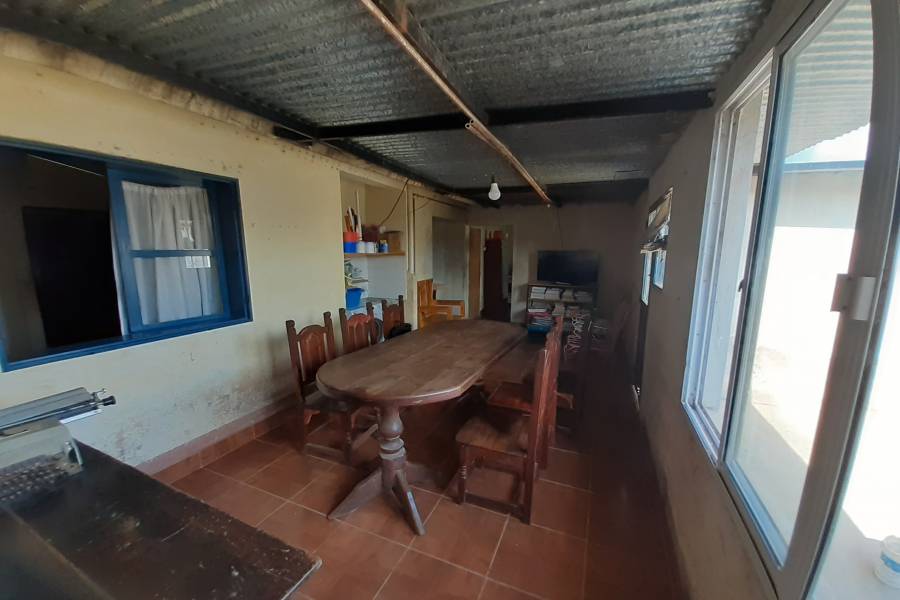 CERRILLOS, Salta, Argentina, 2 Habitaciones Habitaciones, ,2 BathroomsBathrooms,Casas,Venta,42803
