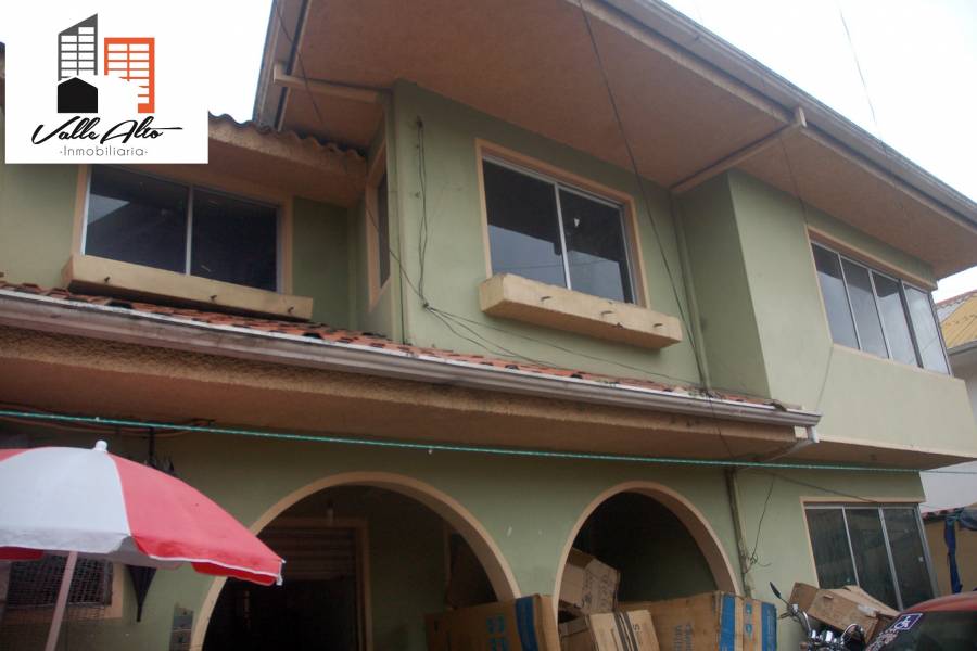 Cuenca, AZUAY, Ecuador, 9 Habitaciones Habitaciones, ,4 BathroomsBathrooms,Casas,Venta,General Escandon,2,42809