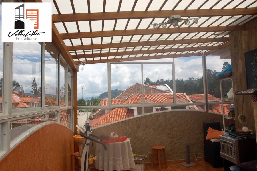 Cuenca, AZUAY, Ecuador, 5 Habitaciones Habitaciones, ,5 BathroomsBathrooms,Casas,Venta,Calle Telemaco,3,42831