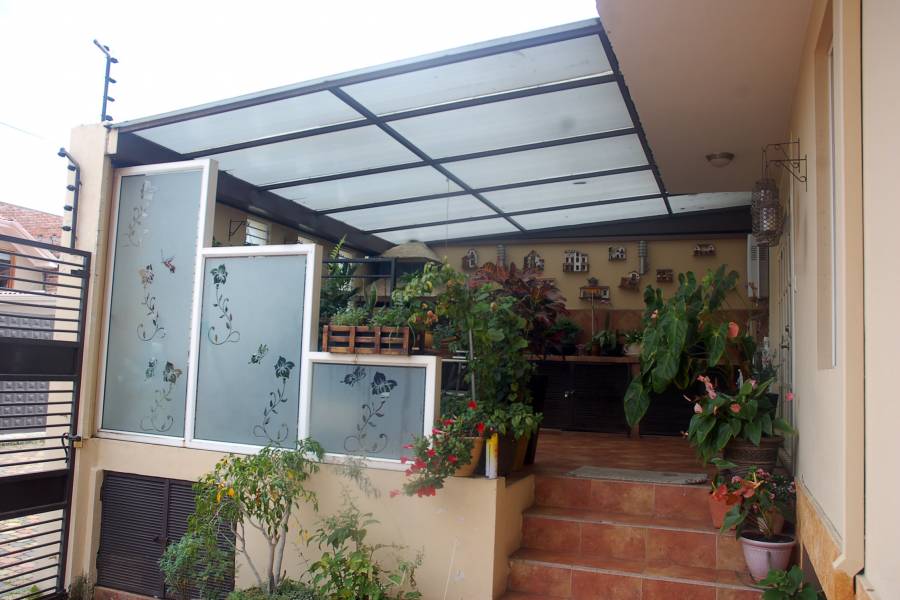 Cuenca, AZUAY, Ecuador, 5 Habitaciones Habitaciones, ,5 BathroomsBathrooms,Casas,Venta,Calle Telemaco,3,42831