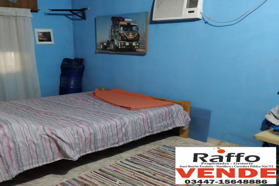 Colon, Entre Ríos, Argentina, 2 Habitaciones Habitaciones, ,1 BañoBathrooms,Casas,Venta,Pellenc ,42858