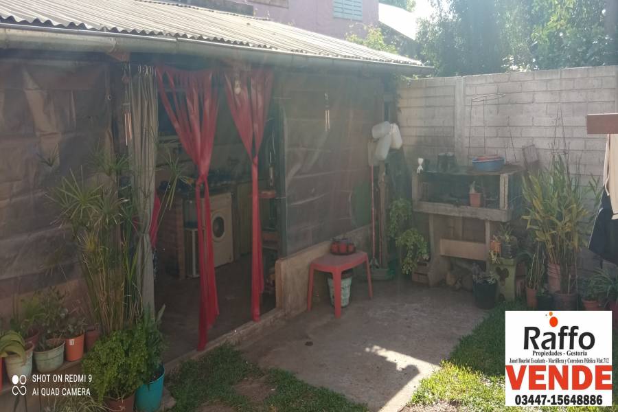 Colon, Entre Ríos, Argentina, 2 Habitaciones Habitaciones, ,1 BañoBathrooms,Casas,Venta,Pellenc ,42858