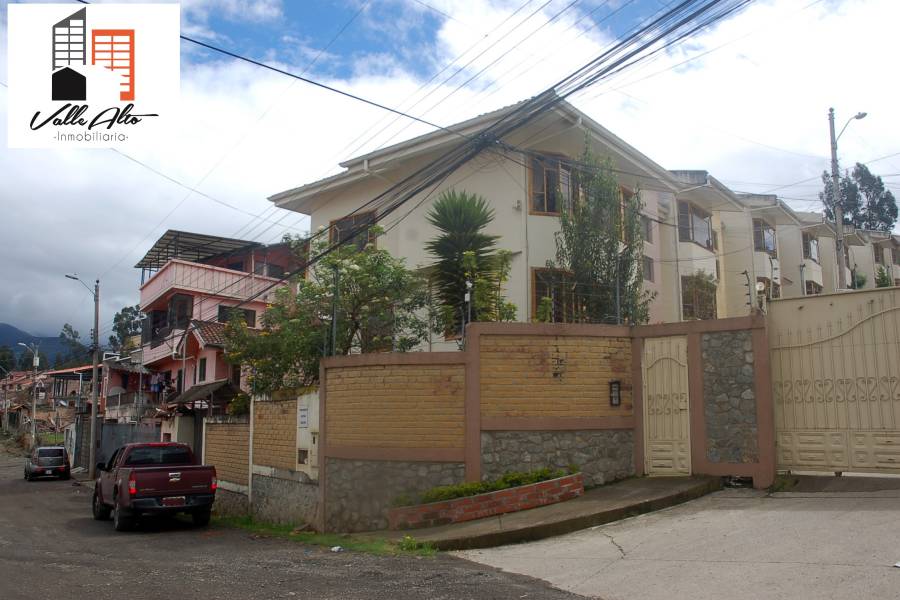 Cuenca, AZUAY, Ecuador, 6 Habitaciones Habitaciones, ,4 BathroomsBathrooms,Casas,Venta,Los Cerezos,3,42930