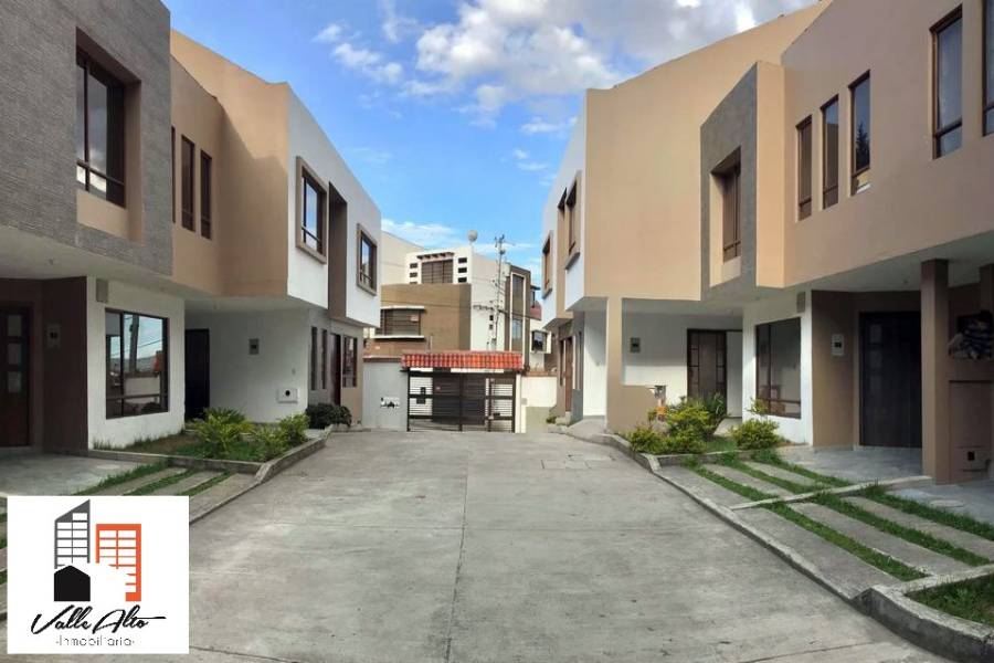 Cuenca, AZUAY, Ecuador, 6 Habitaciones Habitaciones, ,4 BathroomsBathrooms,Casas,Venta,Los Cerezos,3,42930