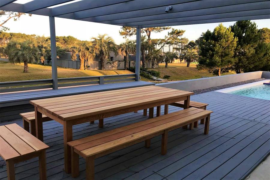 Punta del Este, Maldonado, Uruguay, 5 Habitaciones Habitaciones, ,4 BathroomsBathrooms,Casas,Temporario,42939