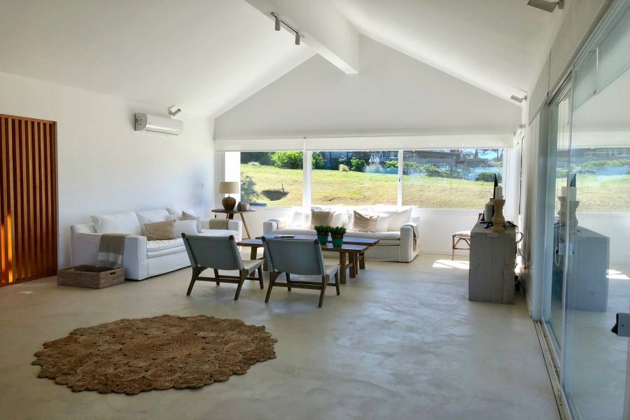 Punta del Este, Maldonado, Uruguay, 5 Habitaciones Habitaciones, ,4 BathroomsBathrooms,Casas,Temporario,42939