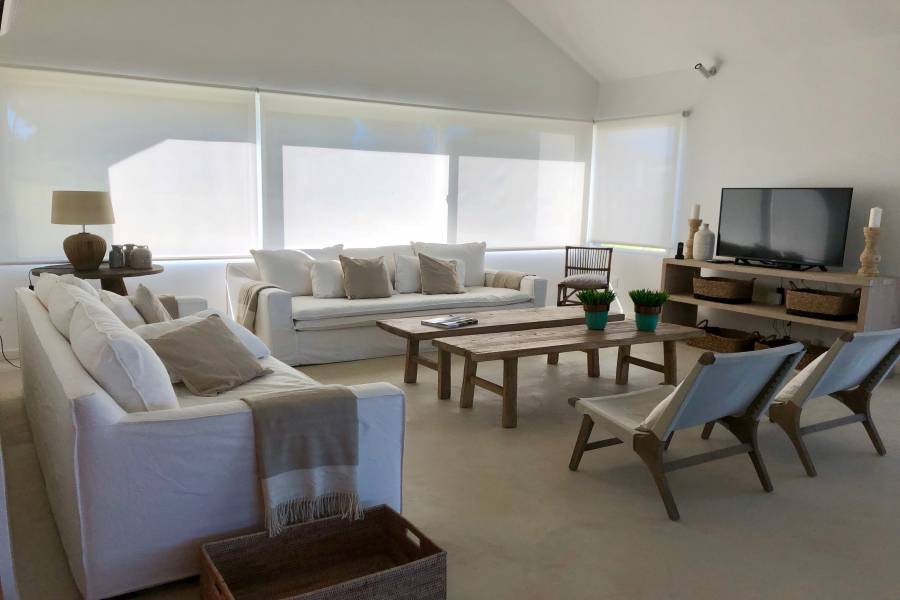 Punta del Este, Maldonado, Uruguay, 5 Habitaciones Habitaciones, ,4 BathroomsBathrooms,Casas,Temporario,42939