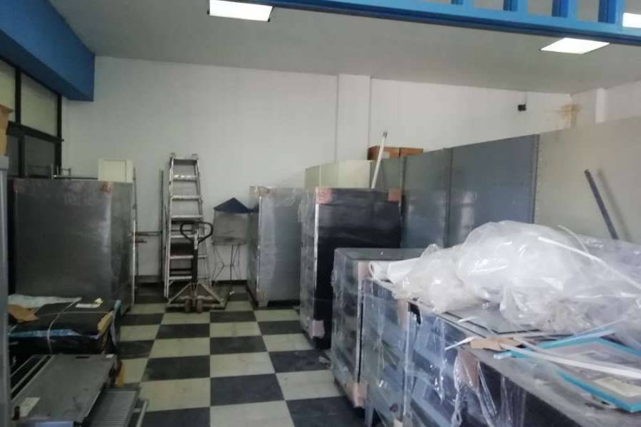 IMPERDIBLE! VER INFO..., ,Galpones-Tinglados-Naves,Venta,Pini,Av. Presidente Medina,42984