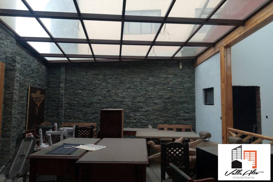 Cuenca., AZUAY, Ecuador, 5 Habitaciones Habitaciones, ,5 BathroomsBathrooms,Casas,Venta,Calle Paris.,2,43041