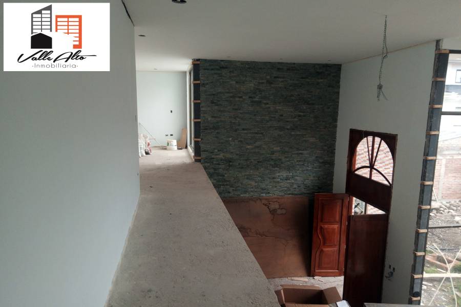 Cuenca., AZUAY, Ecuador, 5 Habitaciones Habitaciones, ,5 BathroomsBathrooms,Casas,Venta,Calle Paris.,2,43041