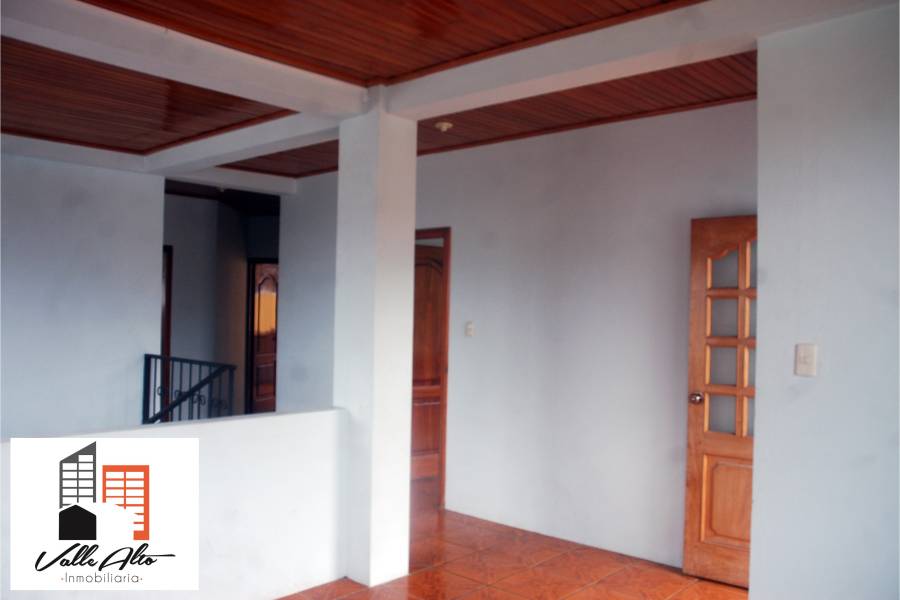 Macas, Cuenca, España, 3 Habitaciones Habitaciones, ,3 BathroomsBathrooms,Casas,Venta,2,43050