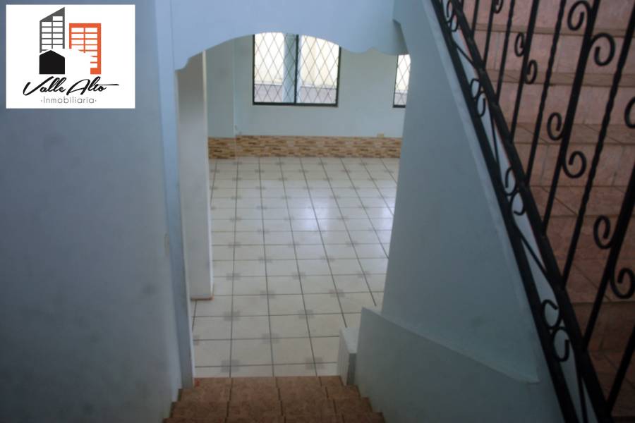 Macas, Cuenca, España, 3 Habitaciones Habitaciones, ,3 BathroomsBathrooms,Casas,Venta,2,43050