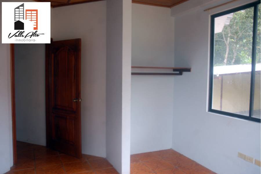 Macas, Cuenca, España, 3 Habitaciones Habitaciones, ,3 BathroomsBathrooms,Casas,Venta,2,43050