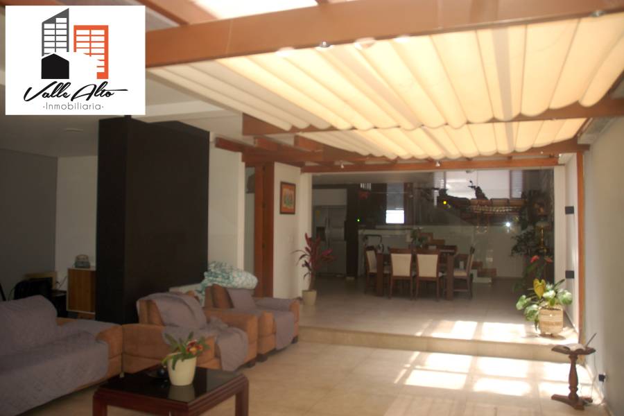Cuenca., Cuenca, España, 4 Habitaciones Habitaciones, ,3 BathroomsBathrooms,Casas,Venta,Ave. Ordoñez Lasso.,2,43082