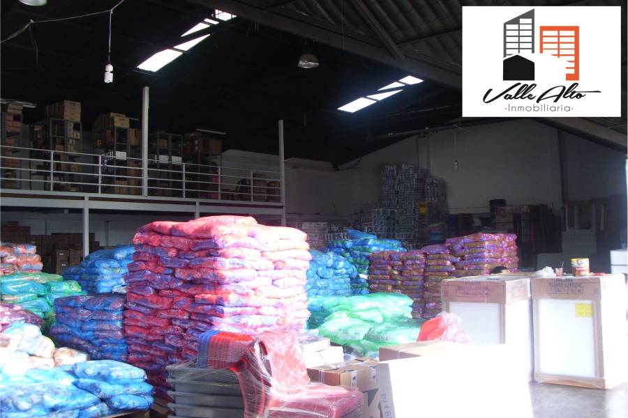 Macas., Cuenca, España, ,Galpones-Tinglados-Naves,Venta,Ave. de La ciudad.,1,43087