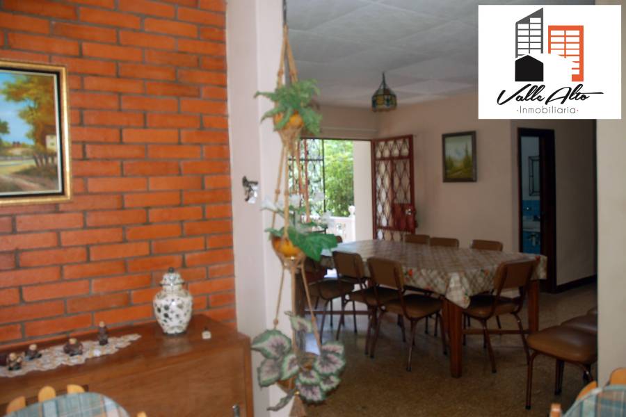 Gualaceo, Cuenca, España, 4 Habitaciones Habitaciones, ,2 BathroomsBathrooms,Fincas-Villas,Venta,1,43169