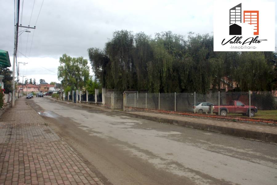 Gualaceo, Cuenca, España, 4 Habitaciones Habitaciones, ,2 BathroomsBathrooms,Fincas-Villas,Venta,1,43169