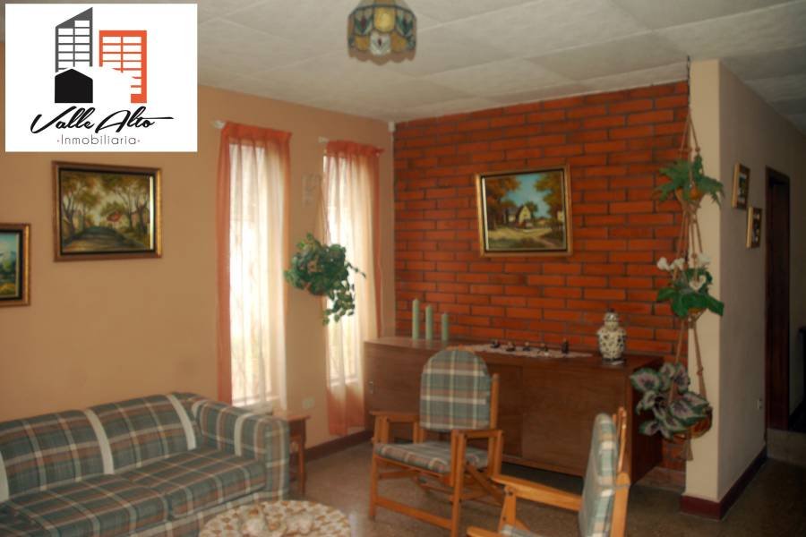 Gualaceo, Cuenca, España, 4 Habitaciones Habitaciones, ,2 BathroomsBathrooms,Fincas-Villas,Venta,1,43169