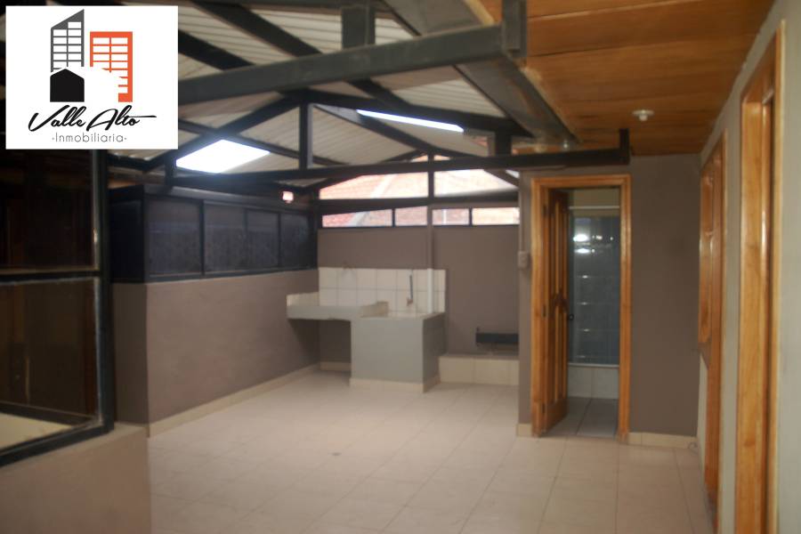 CUENCA, Florida, USA, 7 Habitaciones Habitaciones, ,3 BathroomsBathrooms,Casas,Venta,3,43199