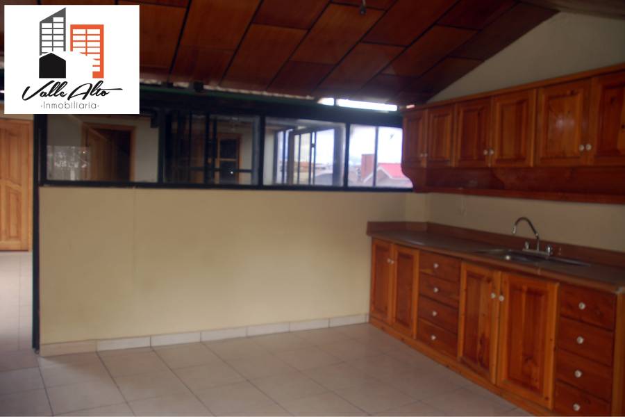 CUENCA, Florida, USA, 7 Habitaciones Habitaciones, ,3 BathroomsBathrooms,Casas,Venta,3,43199