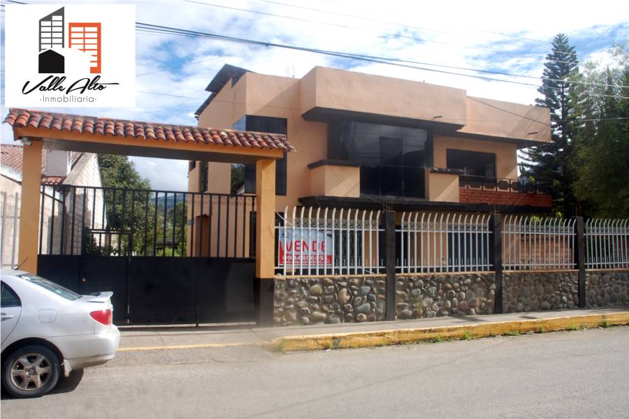 Paute, Cuenca, España, 7 Habitaciones Habitaciones, ,4 BathroomsBathrooms,Casas,Venta,2,43205