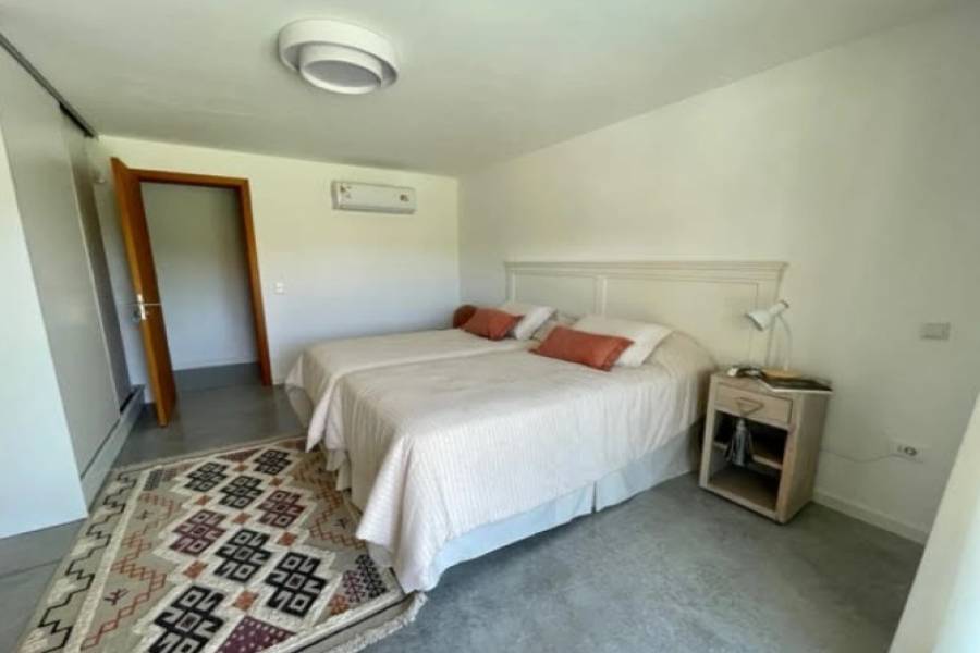 punta del estes, Buenos Aires, Argentina, 3 Habitaciones Habitaciones, ,4 BathroomsBathrooms,Casas,Venta,´laya Mansa,43208