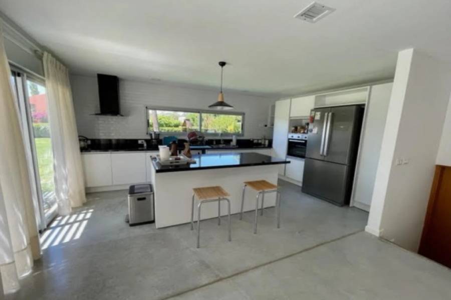 punta del estes, Buenos Aires, Argentina, 3 Habitaciones Habitaciones, ,4 BathroomsBathrooms,Casas,Venta,´laya Mansa,43208