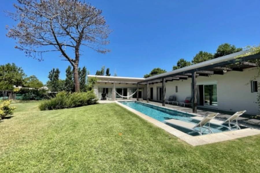 punta del estes, Buenos Aires, Argentina, 3 Habitaciones Habitaciones, ,4 BathroomsBathrooms,Casas,Venta,´laya Mansa,43208