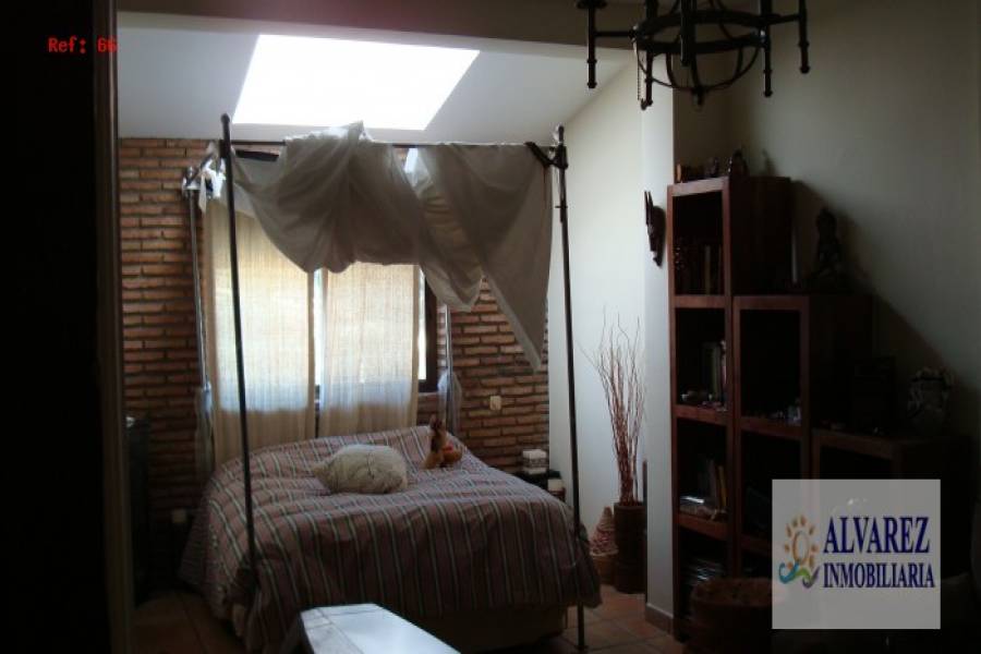Málaga,Málaga,España,6 Bedrooms Bedrooms,3 BathroomsBathrooms,Fincas-Villas,4867