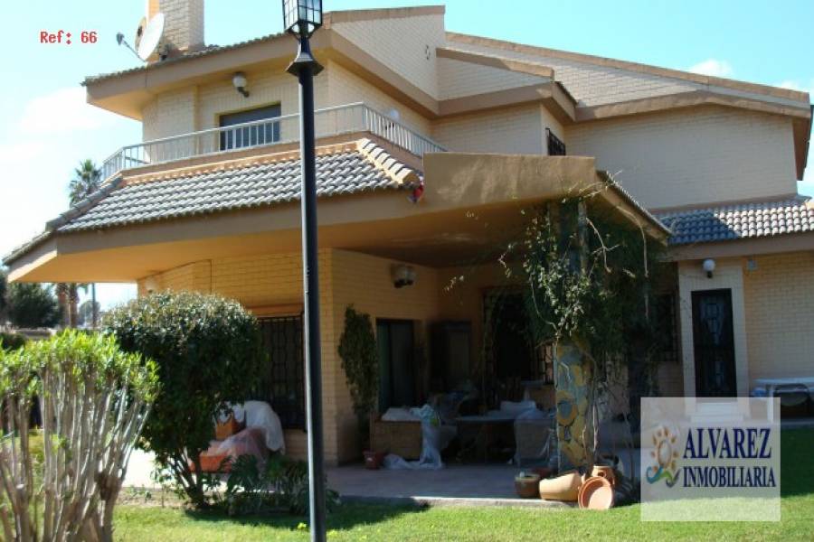 Málaga,Málaga,España,6 Bedrooms Bedrooms,3 BathroomsBathrooms,Fincas-Villas,4867