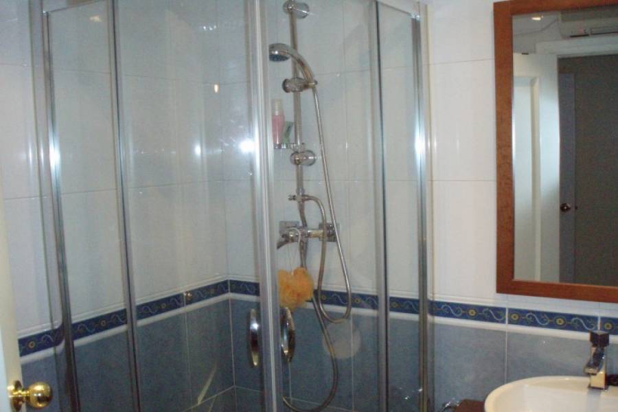 Torremolinos,Málaga,España,3 Bedrooms Bedrooms,2 BathroomsBathrooms,Pisos,4903