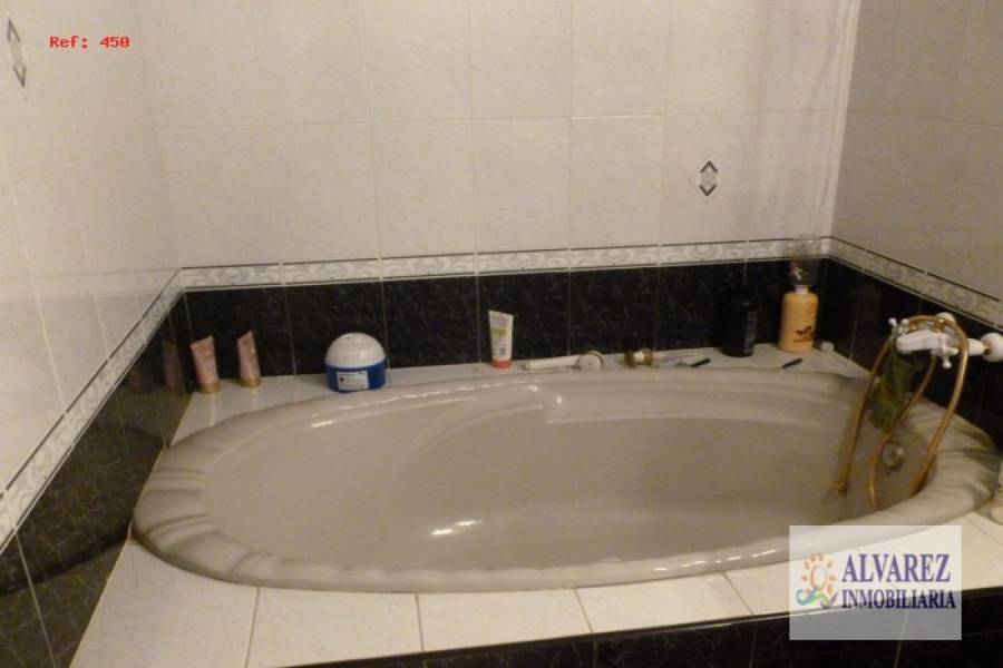 Alhaurín de la Torre,Málaga,España,3 Bedrooms Bedrooms,2 BathroomsBathrooms,Fincas-Villas,4917