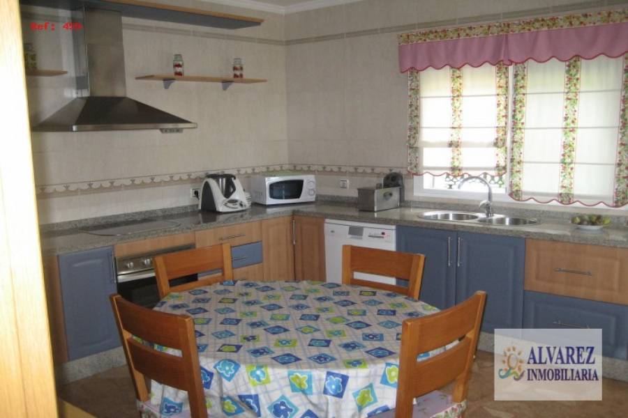Málaga,Málaga,España,6 Bedrooms Bedrooms,3 BathroomsBathrooms,Fincas-Villas,4918