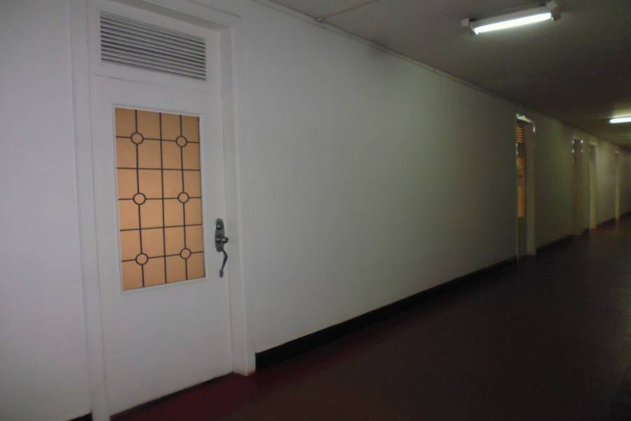 Cali,Valle del Cauca,Colombia,2 Rooms Rooms,1 BañoBathrooms,Oficinas,Zaccour,3,3,4938