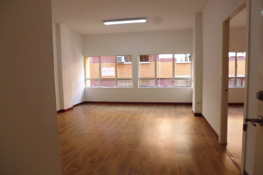 Cali,Valle del Cauca,Colombia,2 Rooms Rooms,1 BañoBathrooms,Oficinas,Zaccour,3,3,4938