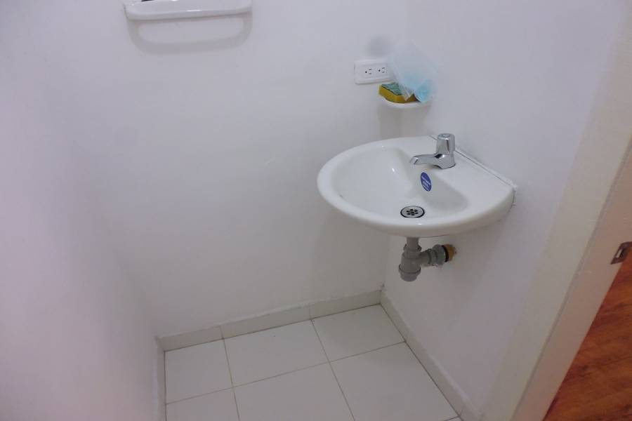 Cali,Valle del Cauca,Colombia,2 Rooms Rooms,1 BañoBathrooms,Oficinas,Zaccour,3,3,4938