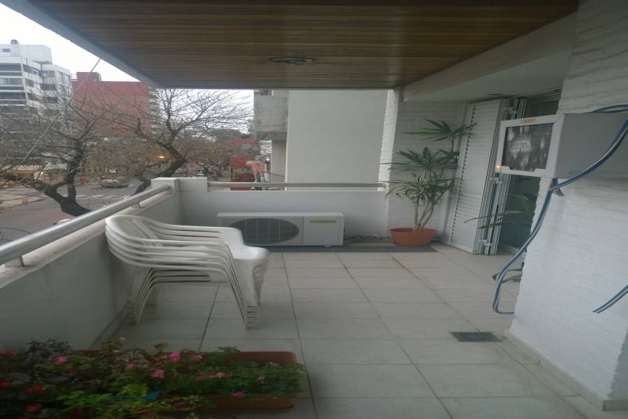 Rosario,Santa Fe,3 Habitaciones Habitaciones,2 BañosBaños,Departamentos,Cochabamba,2,1403