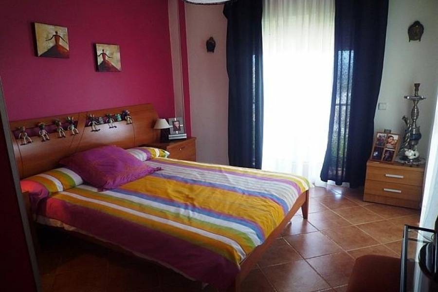 Alhaurín de la Torre,Málaga,España,6 Bedrooms Bedrooms,3 BathroomsBathrooms,Fincas-Villas,4990