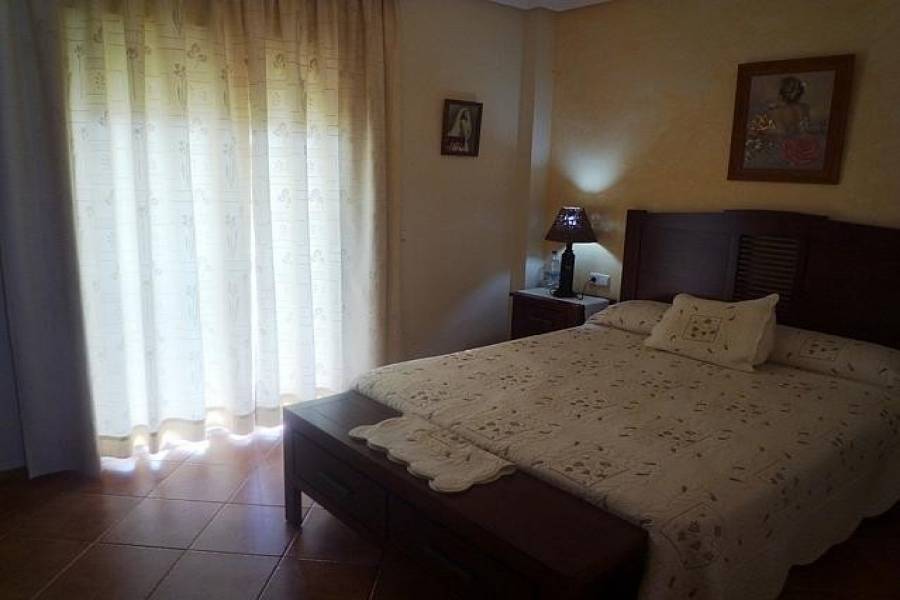 Alhaurín de la Torre,Málaga,España,6 Bedrooms Bedrooms,3 BathroomsBathrooms,Fincas-Villas,4990