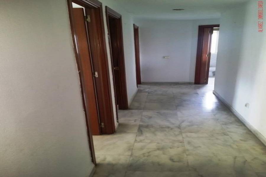 Torremolinos,Málaga,España,4 Bedrooms Bedrooms,2 BathroomsBathrooms,Pisos,5027