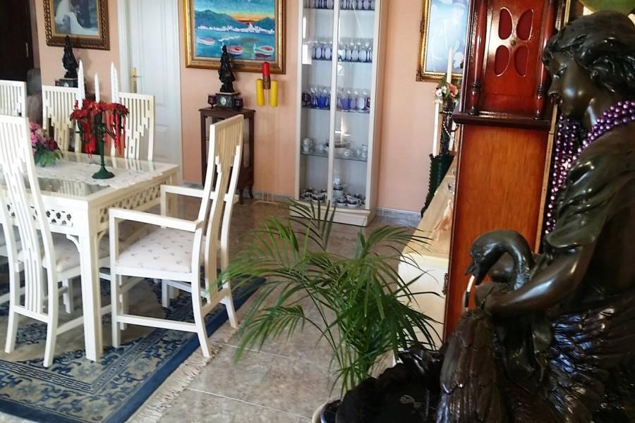 Torremolinos,Málaga,España,5 Bedrooms Bedrooms,4 BathroomsBathrooms,Apartamentos,5053