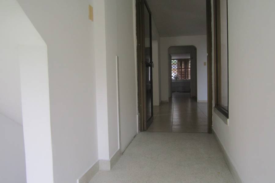 Cali,Valle del Cauca,Colombia,5 Bedrooms Bedrooms,4 BathroomsBathrooms,Duplex-Triplex,25,2,5054