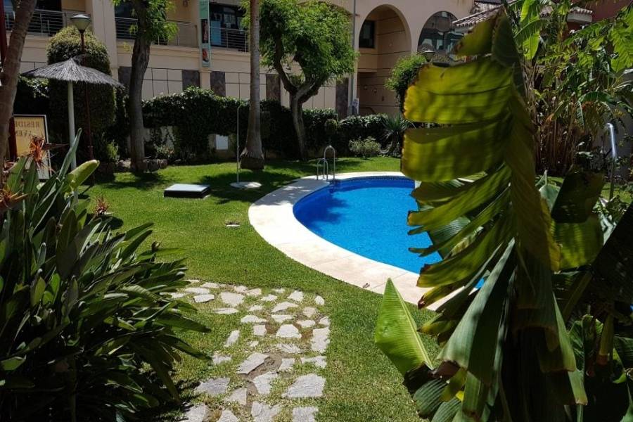 Benalmádena Costa,Málaga,España,2 Bedrooms Bedrooms,1 BañoBathrooms,Apartamentos,5065