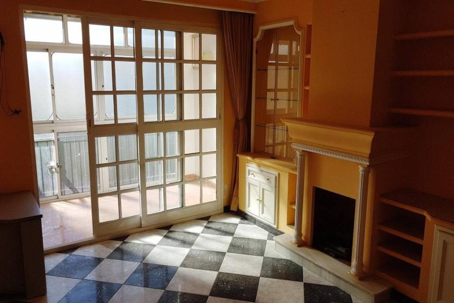 Torremolinos,Málaga,España,3 Bedrooms Bedrooms,1 BañoBathrooms,Pisos,5082