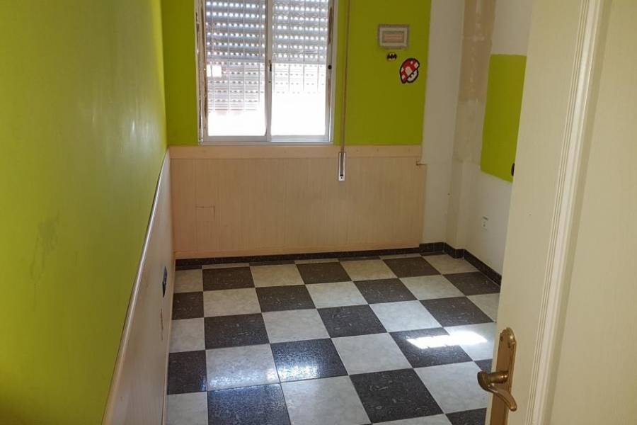 Torremolinos,Málaga,España,3 Bedrooms Bedrooms,1 BañoBathrooms,Pisos,5082